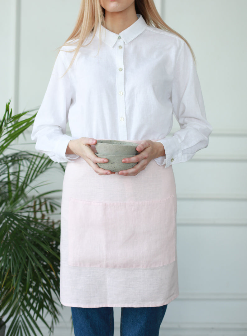 Cropped half apron pink