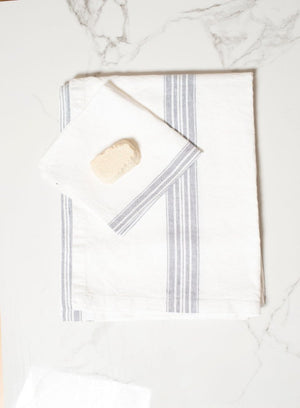 Linen Bath Towel, White with Blue Mirage